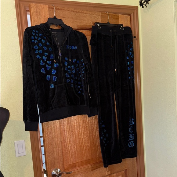 BCBG Black Velour Tracksuit with Blue Leopard Print - Picture 1 of 11